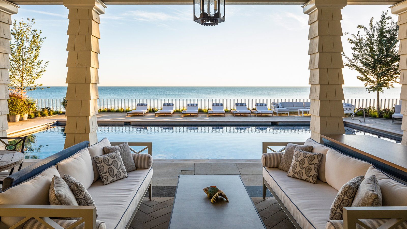 Frank-Ponterio-Interior-Design-Sea-Beach-House-Ext-Patio-Pool-Oceanview