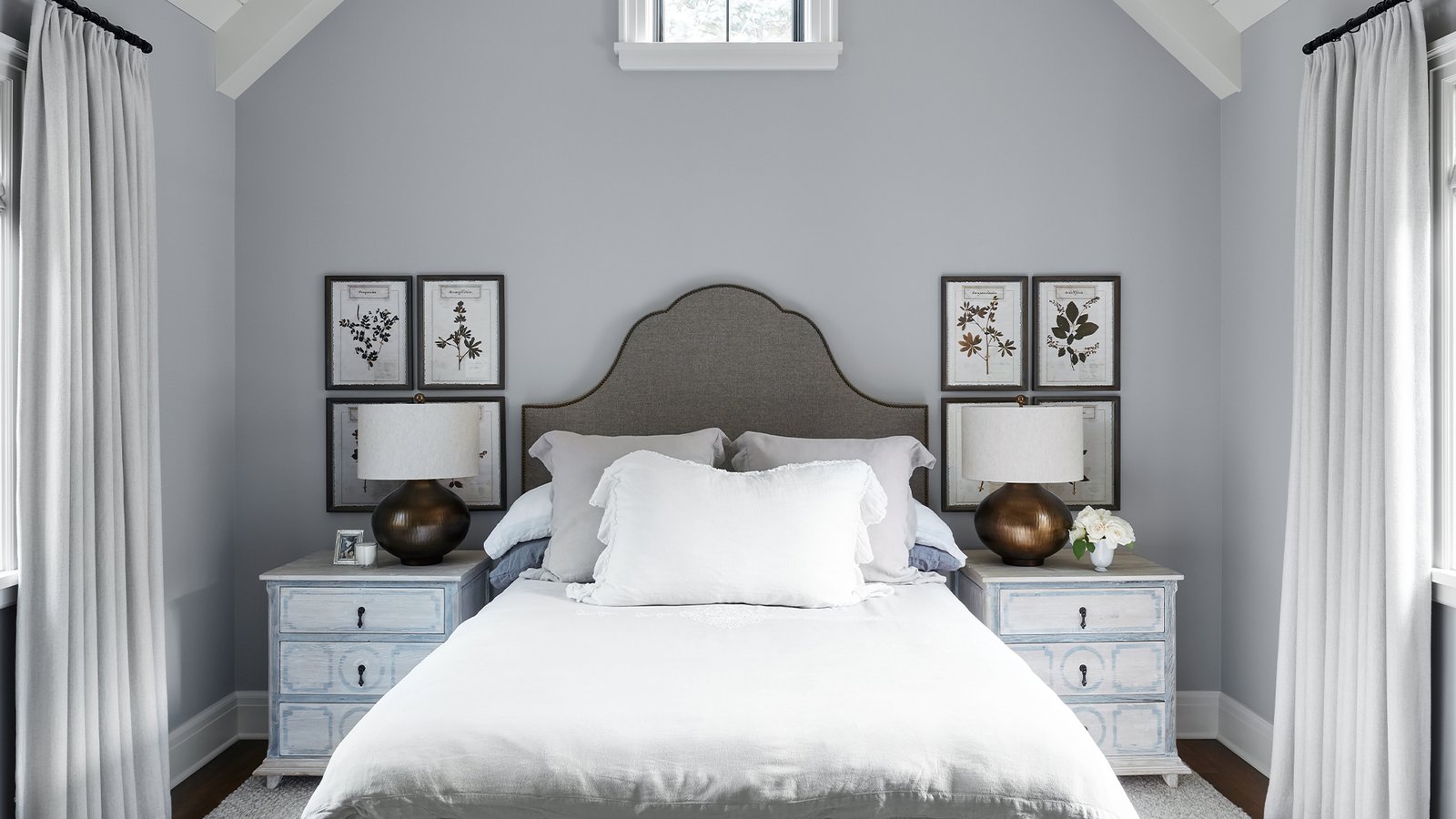 Frank-Ponterio-Interior-Design-Contemporary-Farmhouse-Guest-Bedroom