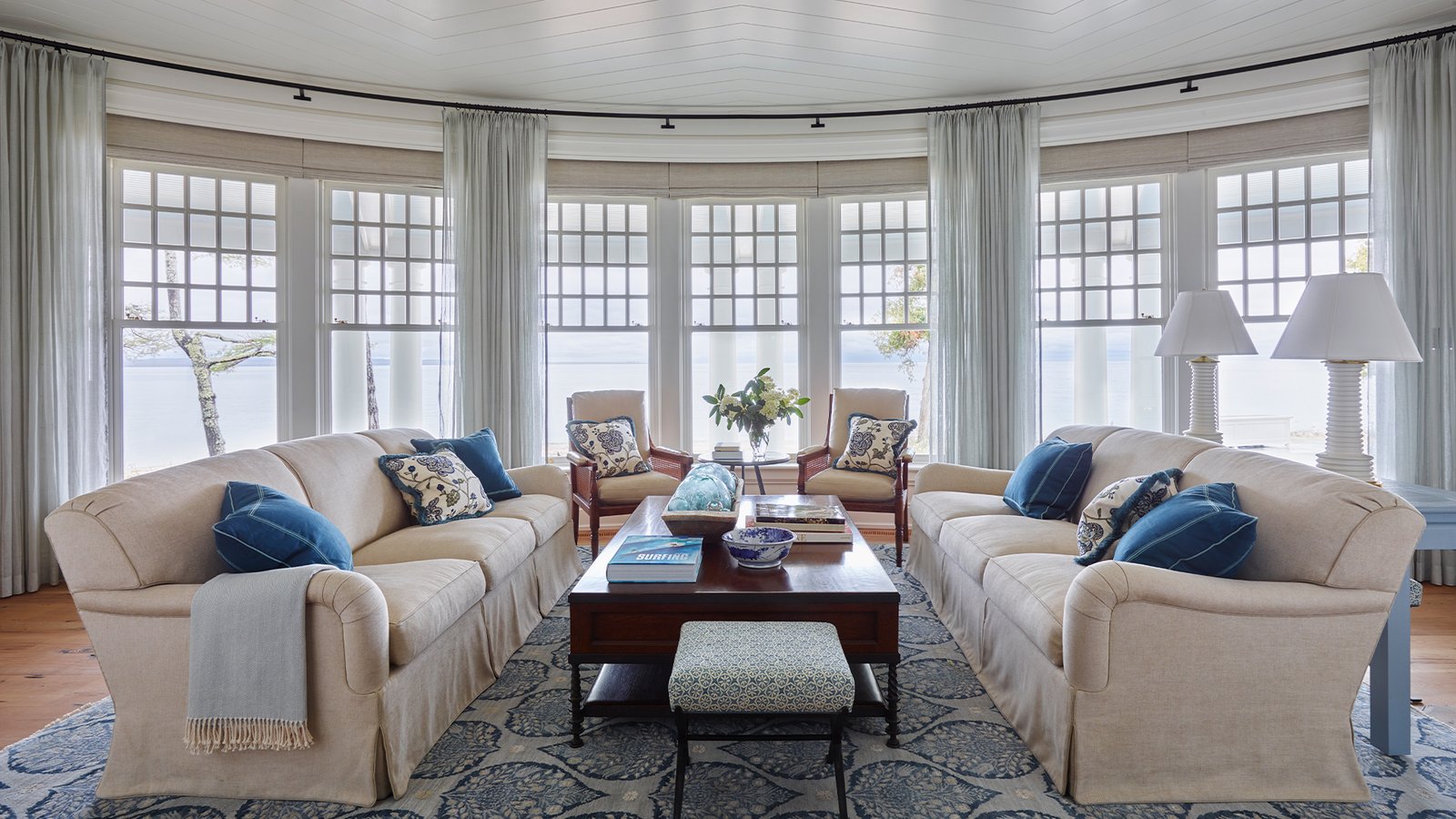 Frank-Ponterio-Interior-Design-Beach-House-Sitting-Room