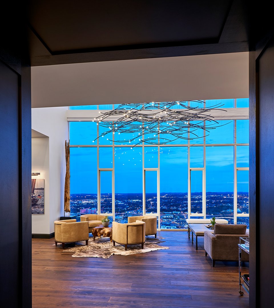 Frank-Ponterio-Interior-Design-505-Nashville-Penthouse-Sitting-Area-View