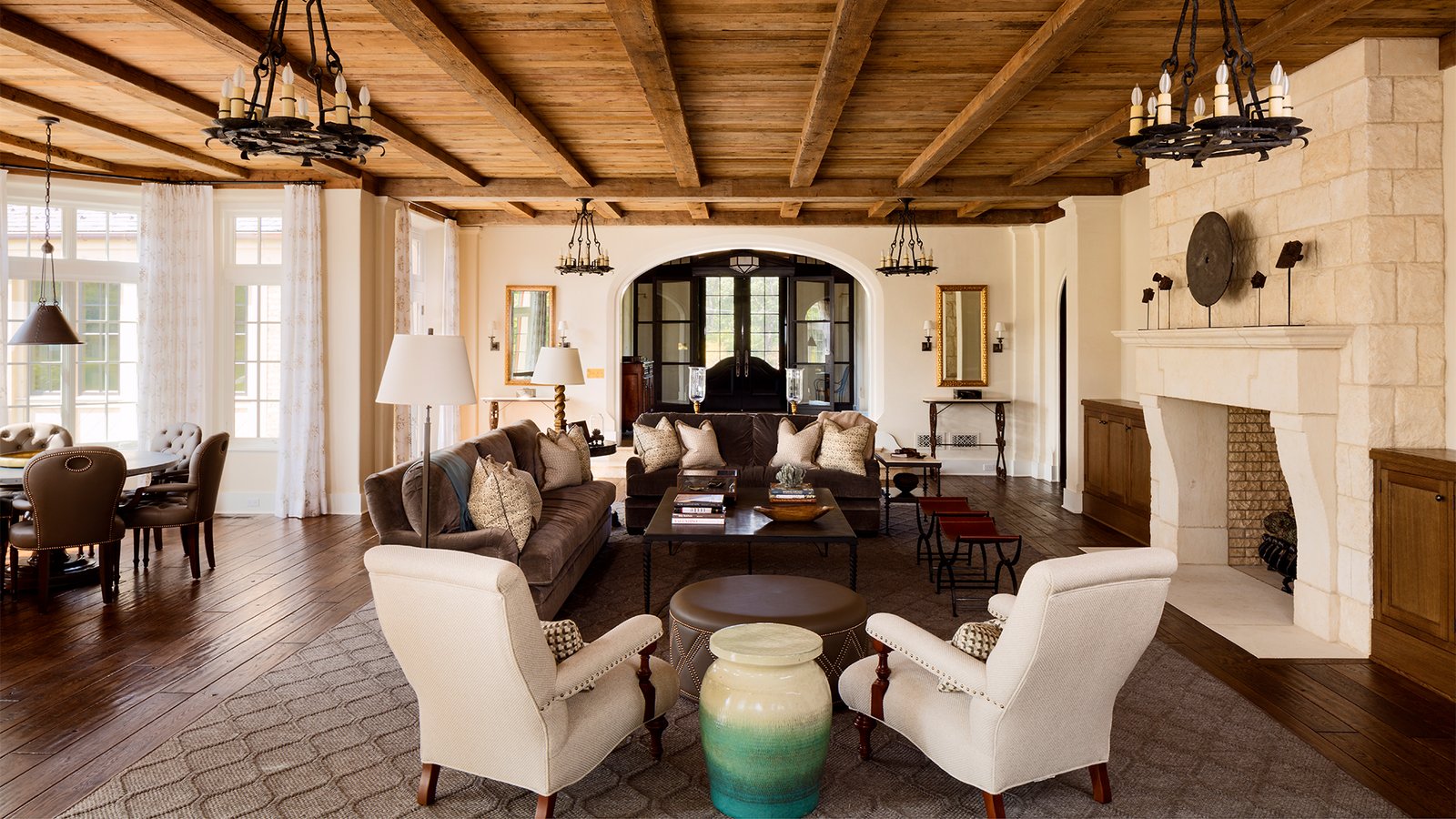 Frank-Ponterio-Interior-Design-North-Shore-Residence-Great-Room-1