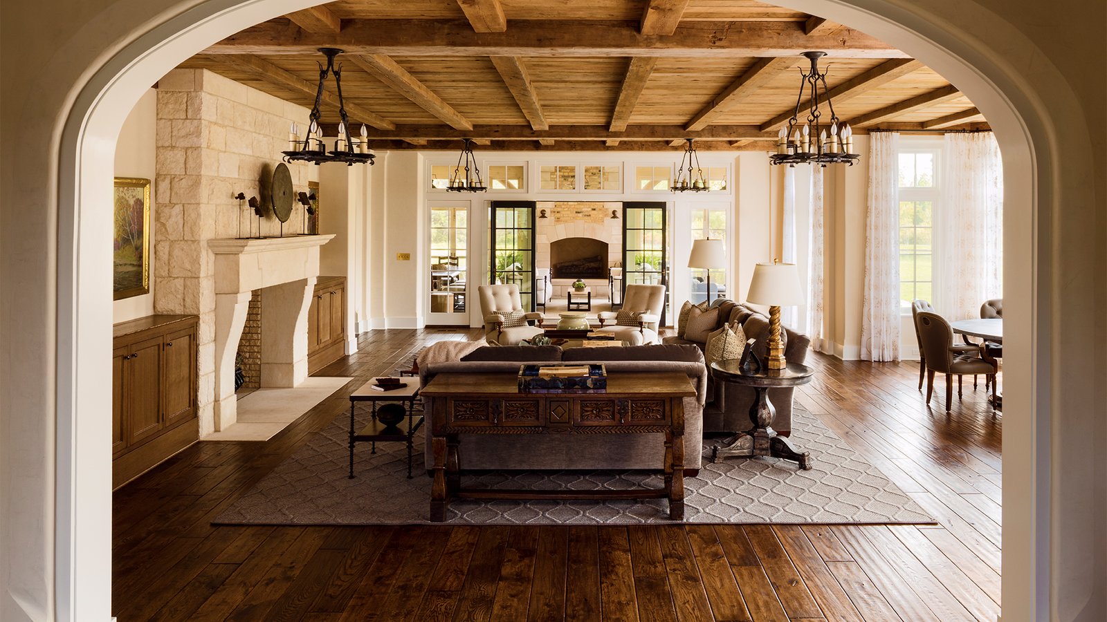 Frank-Ponterio-Interior-Design-North-Shore-Residence-Great-Room-2