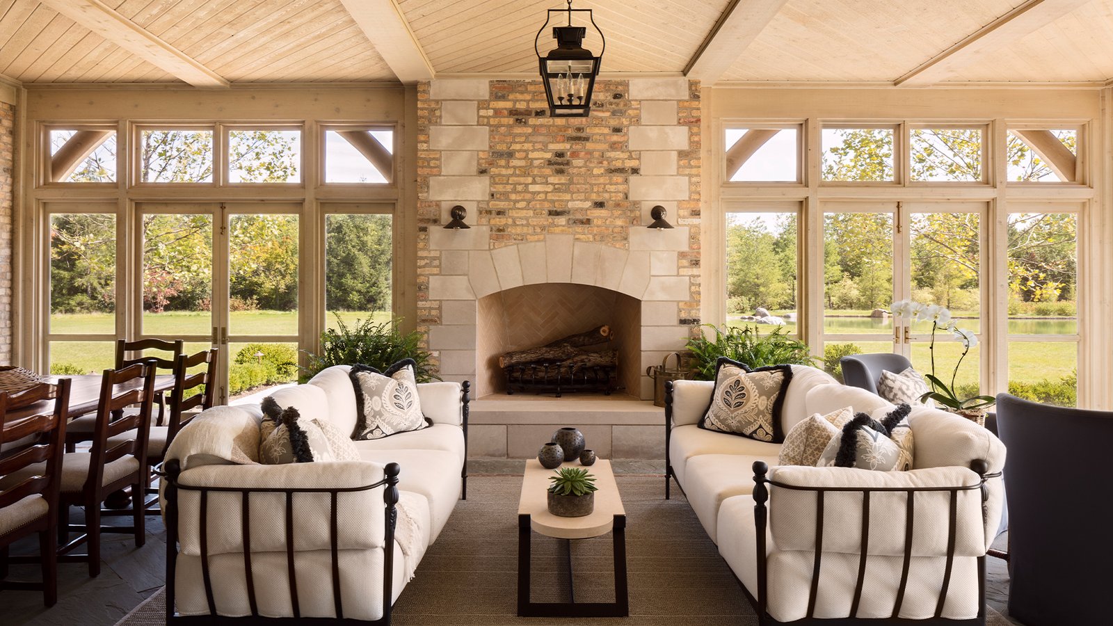 Frank-Ponterio-Interior-Design-North-Shore-Residence-Screen-Porch