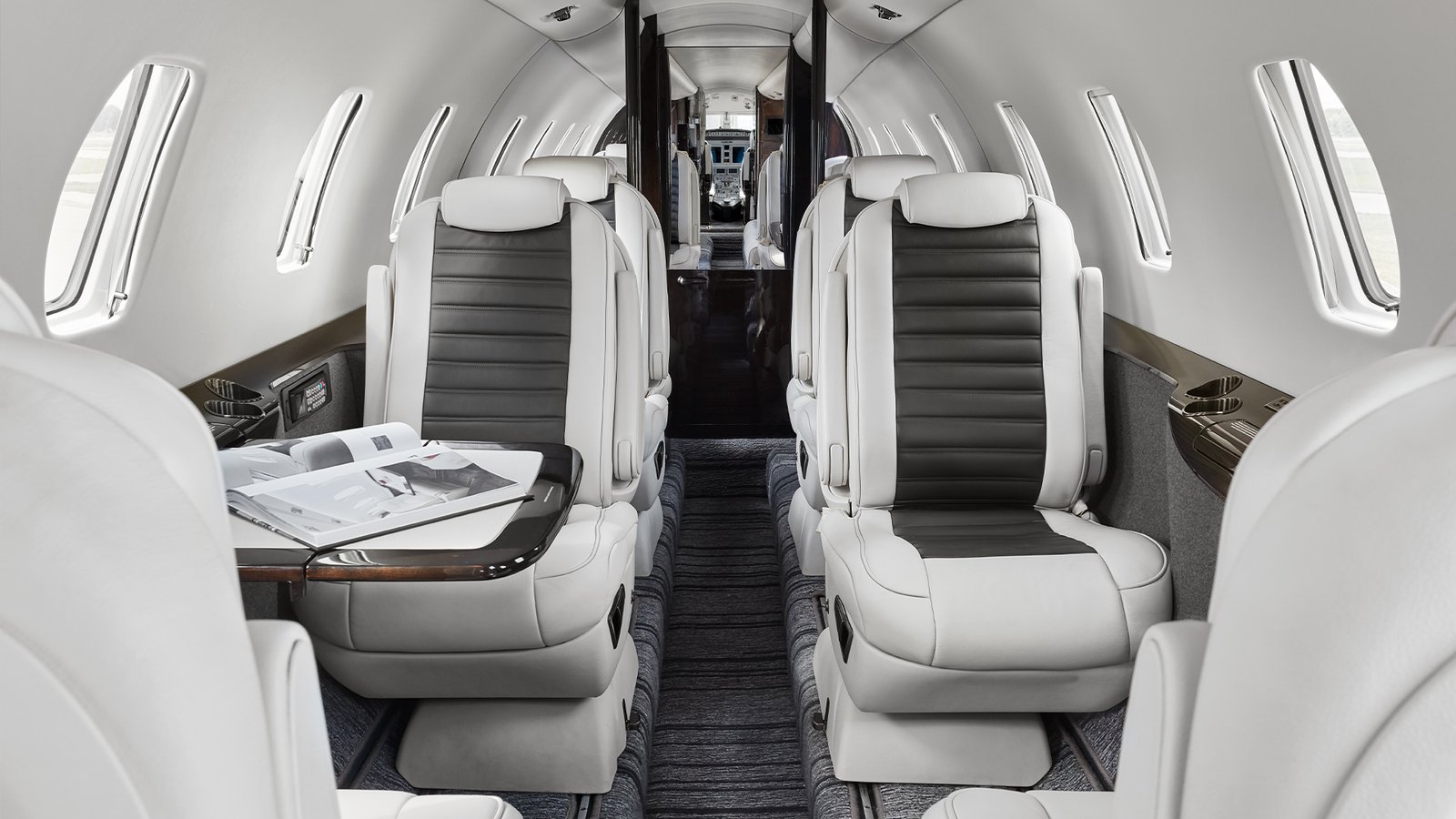 Frank-Ponterio-Interior-Design-Private-Jet-16
